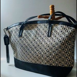 Relic‎ White Checkered Shoulder Bag